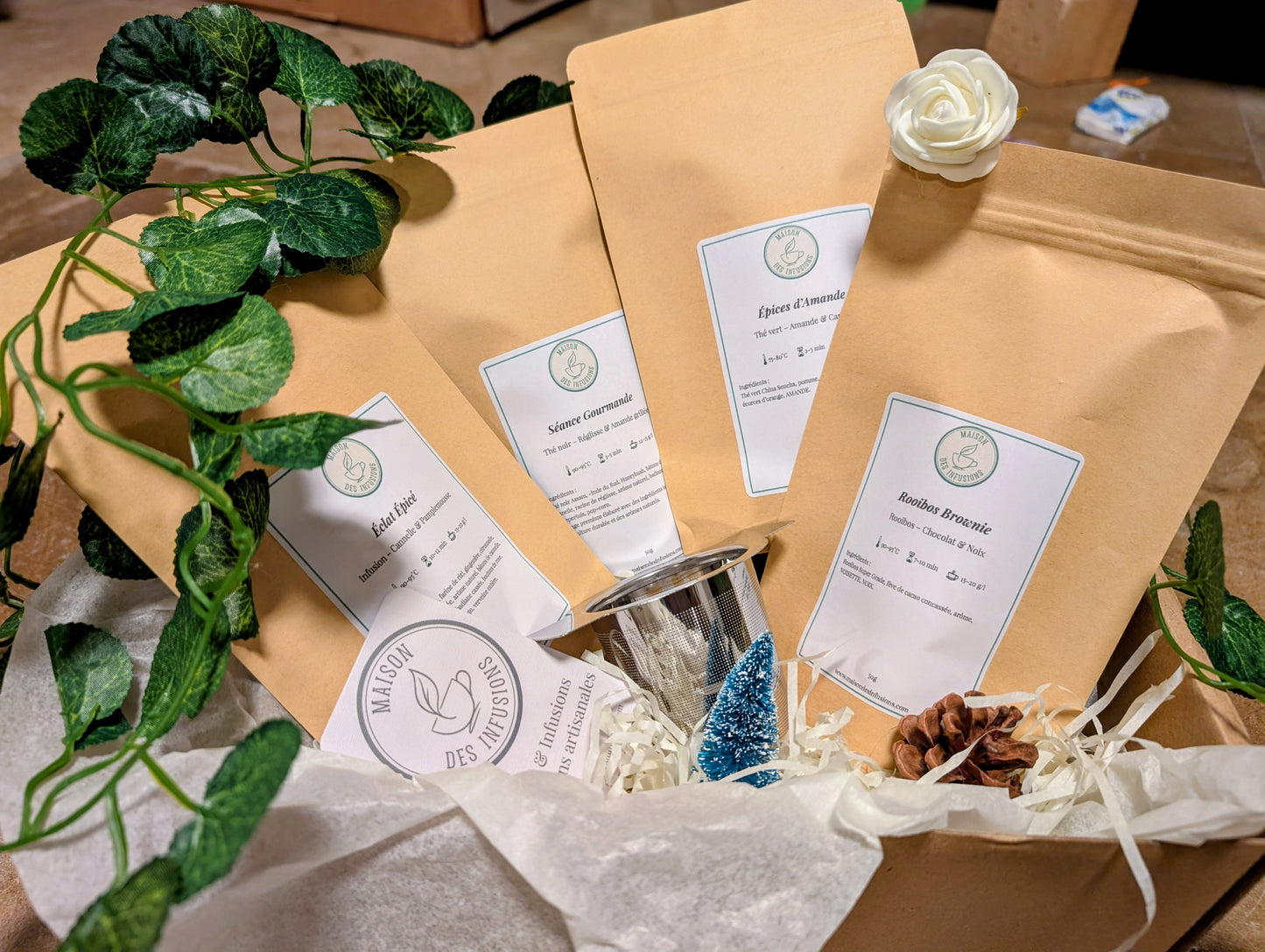 Coffret “Édition de Noël – Thés & Infusions Gourmands"